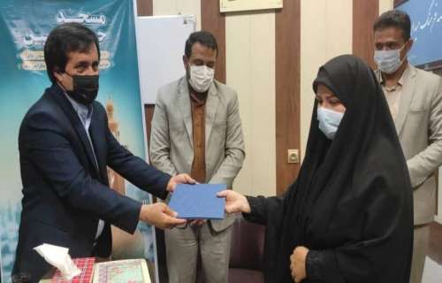 تجلیل مدیرکل فرهنگ و ارشاد اسلامی جنوب کرمان از خبرنگار خبرگزاری شبستان